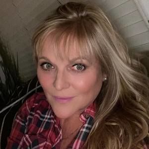 Meet your Posher, Sally